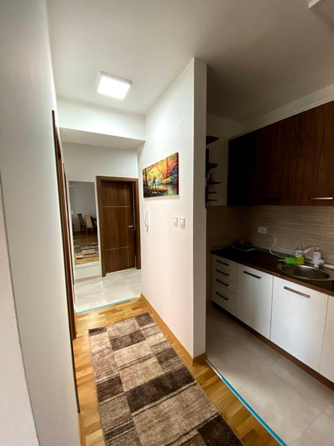Skopje Brand New Apartment Luaran gambar
